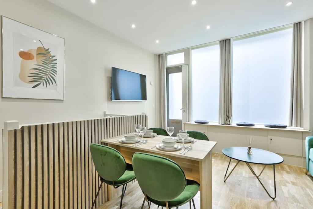 Cosy Appartement - Eiffel Tower Parigi Esterno foto